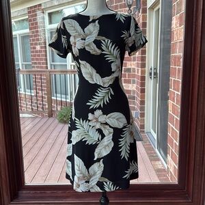 Vtg Tori Richard Silk Hawaiian Tropical Print Dress Small